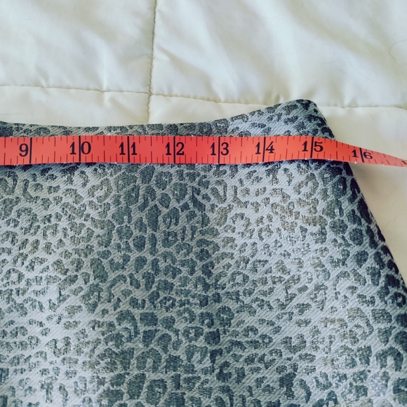 NWT Ann Taylor pewter metallic animal print pencil skirt size 10 - Picture 3 of 6